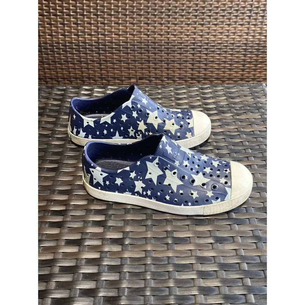 Native Jefferson shoes Kids size 3